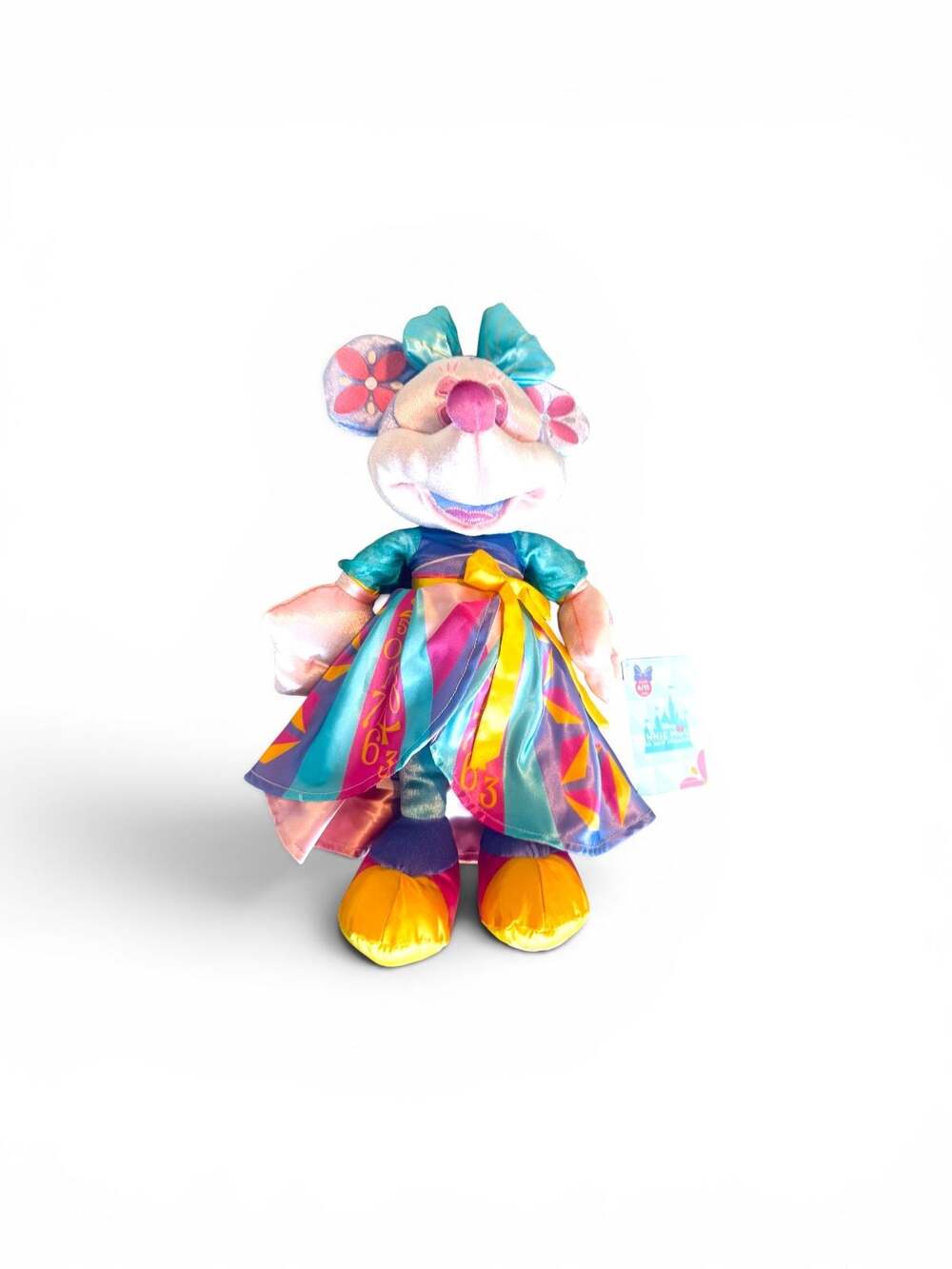 Disney Minnie Mouse Main Attraction Series 4 of 12 It's a Small World Plush